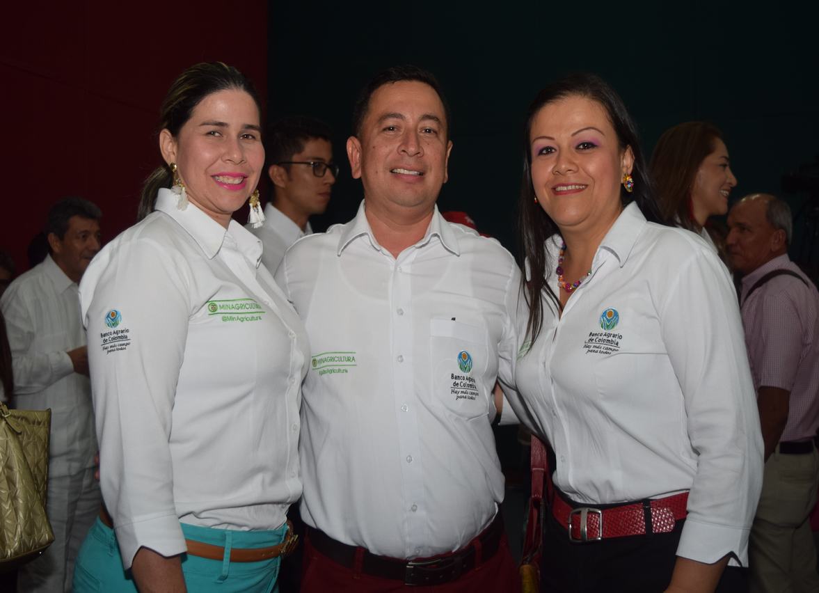 Lina Fernanda Robles Ávila, Dainer Alberto Chávez Guzmán y Edith Herrera Jiménez